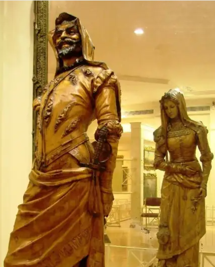 Мефистофель и Маргарита двойная статуя