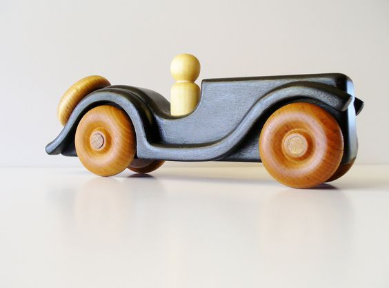 деревянная машина