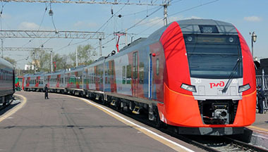 Поезд Ласточка