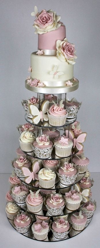 торт свадебный с цветами