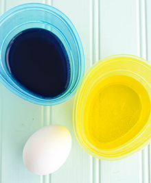 Как покрасить яйца с ребенком , детский вариант, красиво и просто