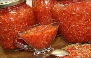 Recept-hrenoviny-i­<wbr/>z-pomidor-na-zimu