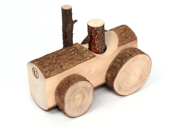 поделка игрушка трактор дерево