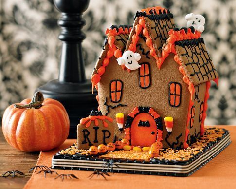 пряничный домик на Хэллоуин