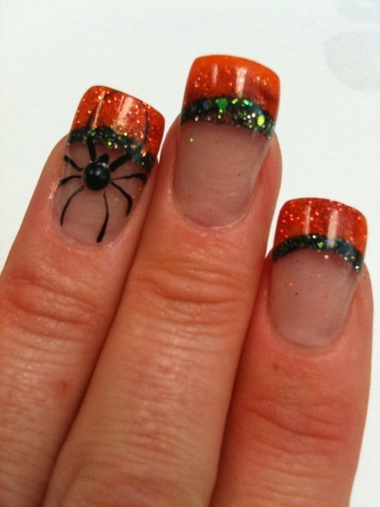рисунок с пауком на ногтях